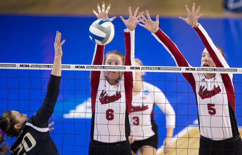 NCAA Elite Eight: Washington vs. Nebraska