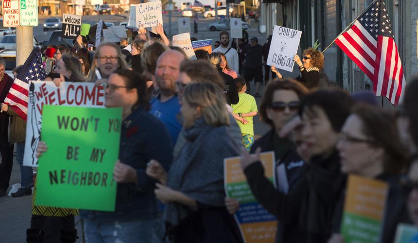 Light the way for refugees