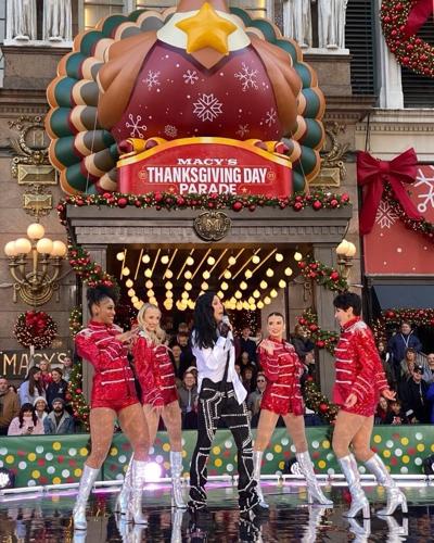 Cher performance