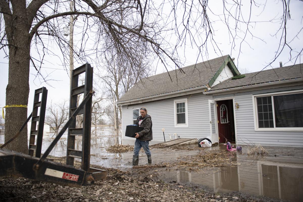 More Questions Than Answers As Peru Other Towns Try To Conserve Clean Water Amid Flooding Nebraska News Journalstar Com