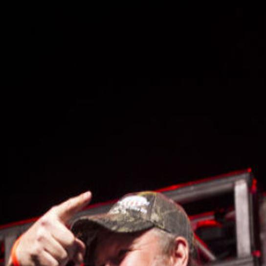 Jeff Foxworthy Joins Larry The Cable Guy To Delight Arena Crowd