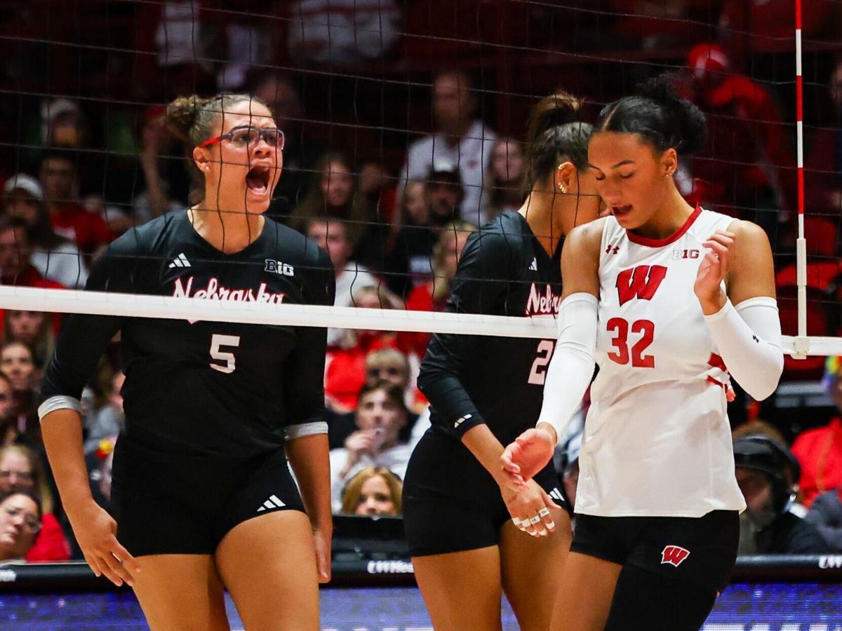 1_uw_vb_recap_0020.JPG
