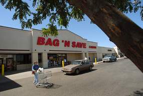 Bag N Save Closing In Lincoln Business Journalstar Bag N Save At 4615 Vine St In Lincoln Will Be Closing Soon According To Its Local Manager The Owners Could Not Reached For Comment Robert Becker
