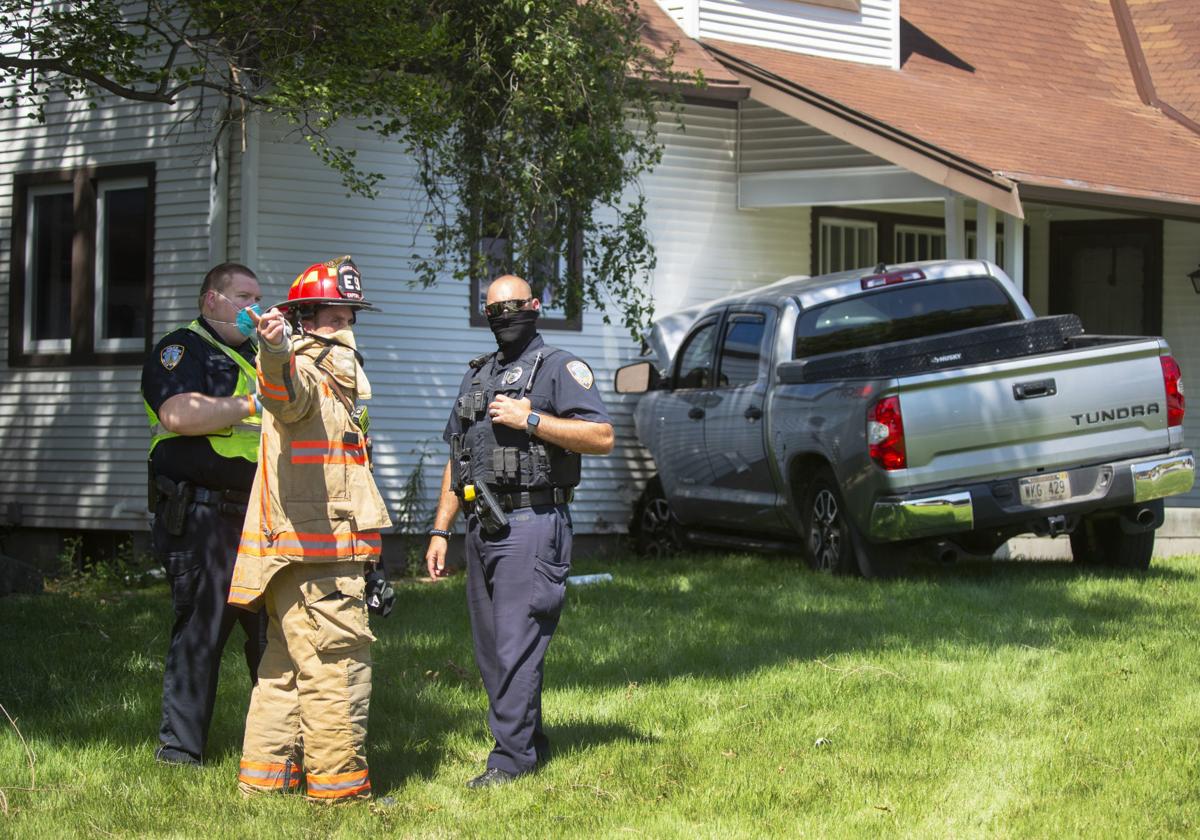 One Injured As Collision Sends Truck Into Lincoln Home Crime And Courts Journalstar Com