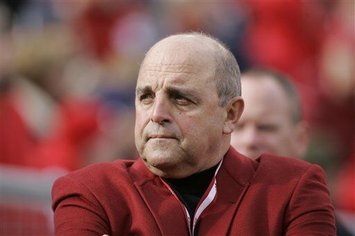 Barry Alvarez