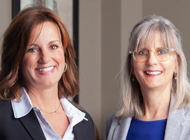 McLain and Robak named 2021 Top Women Wealth Advisors | Business Achievements