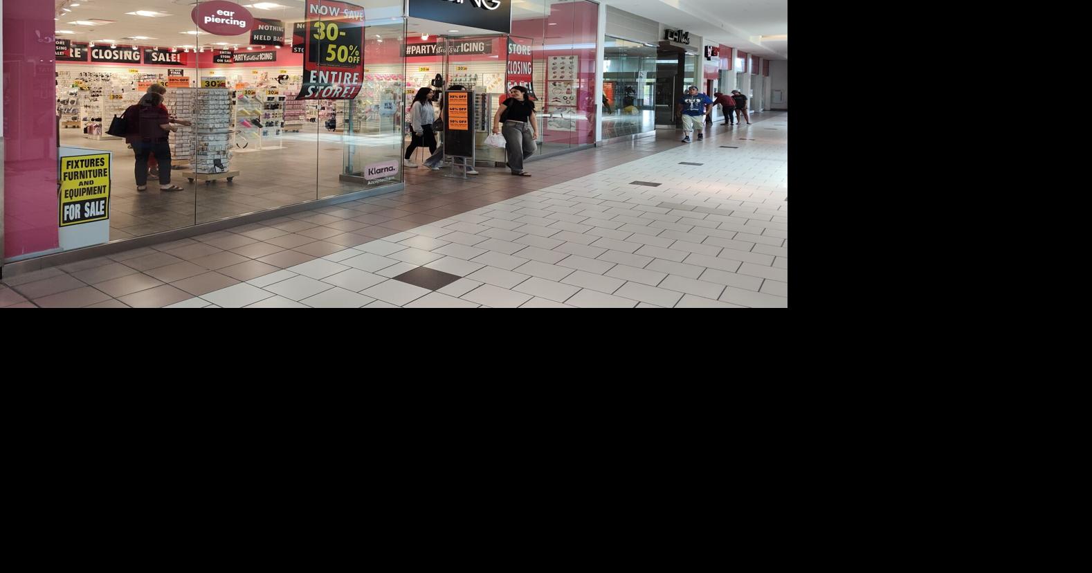 Piercings stay, polish fades at Gateway mall. 1 store to stay, 1 will close.