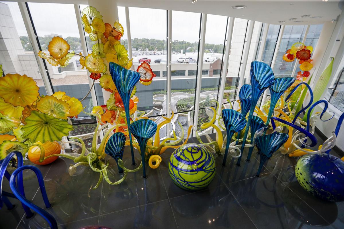 Chihuly Sanctuary unveiled at cancer center in Omaha Visual Art