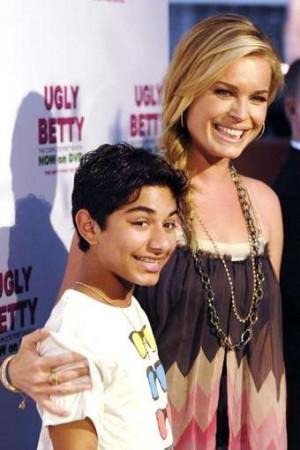 Ugly Betty Stars Reflect On Beauty Of Past Year Games Journalstar Com