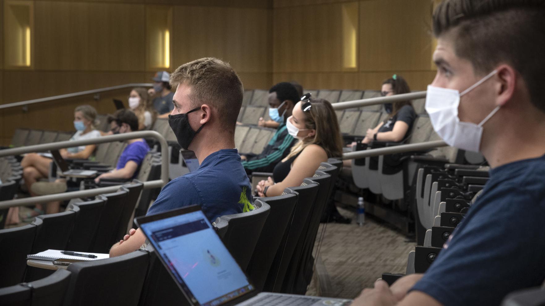 Unl S Plans For Spring Look Similar To Fall Education Journalstar Com