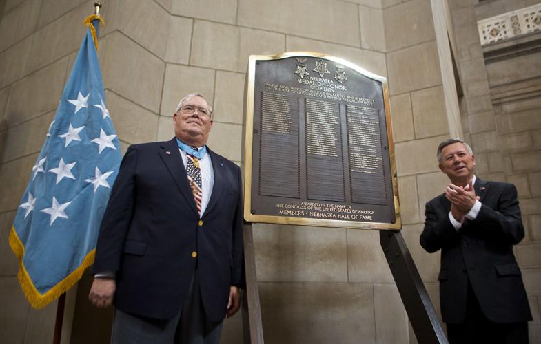 Plaque honoring Nebraska's Medal of Honor recipients unveiled at Capitol