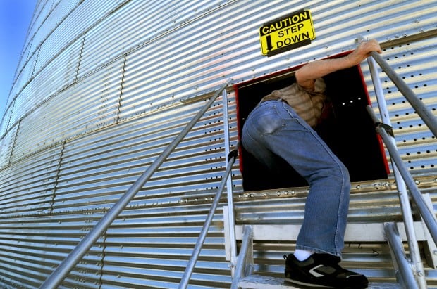 Grain bin