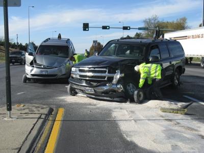 crash suburban chevy 70th hwy hospital taken car after journalstar highway injured sienna involved toyota vehicles four three were two