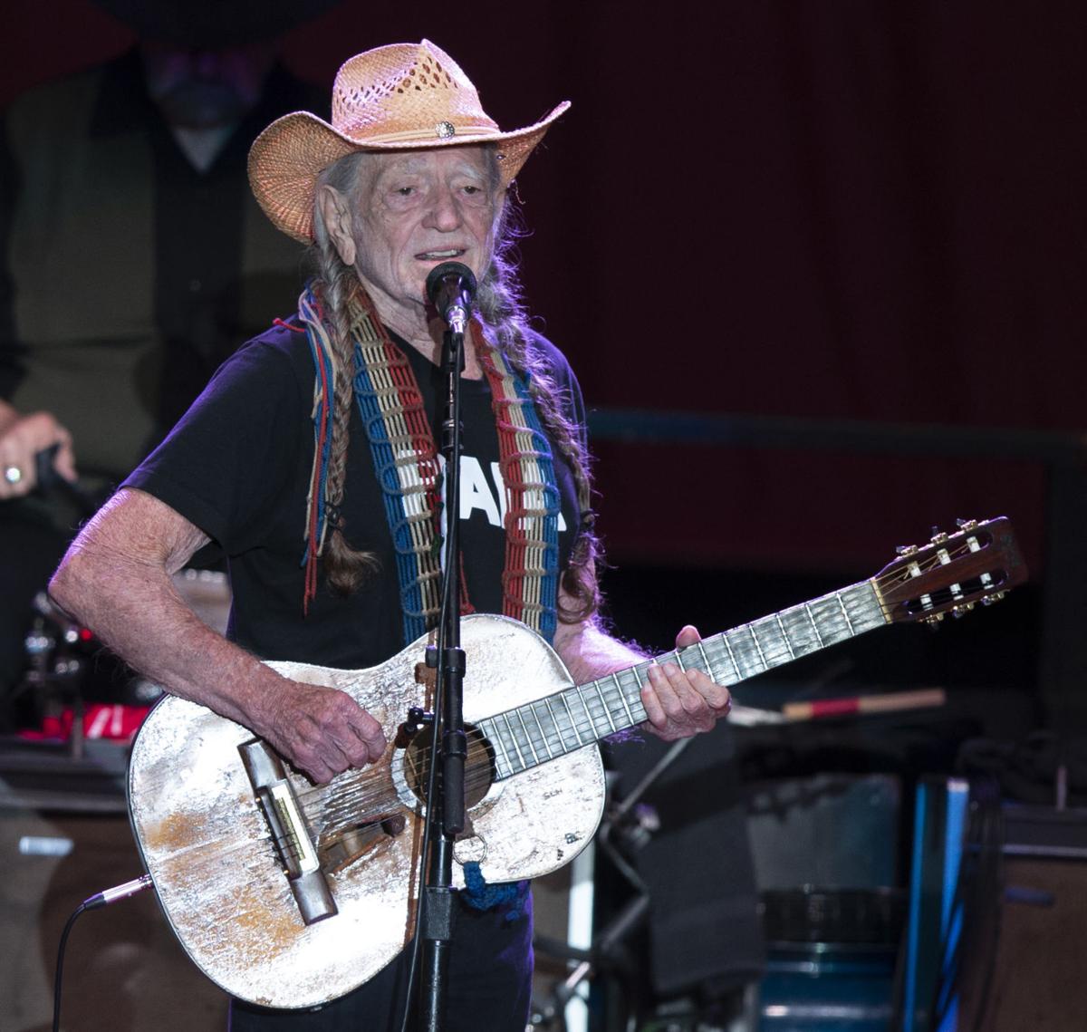 WILLIE NELSON, 8.3