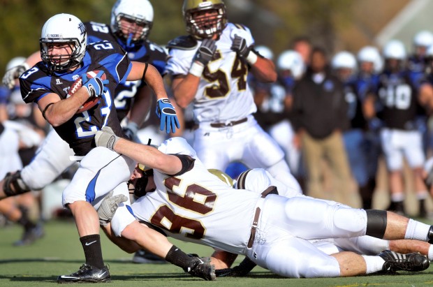 Photos: Football, Nebraska Wesleyan vs. Dakota Wesleyan, 11.3.12 ...