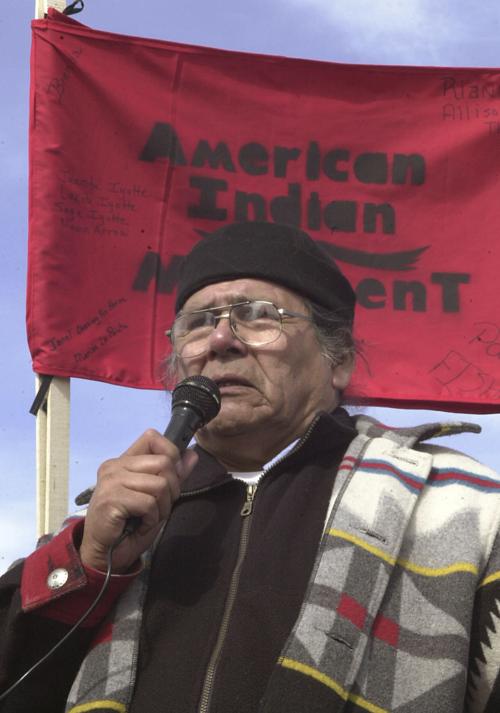 Dennis Banks, activist who helped lead Wounded Knee occupation, dies at