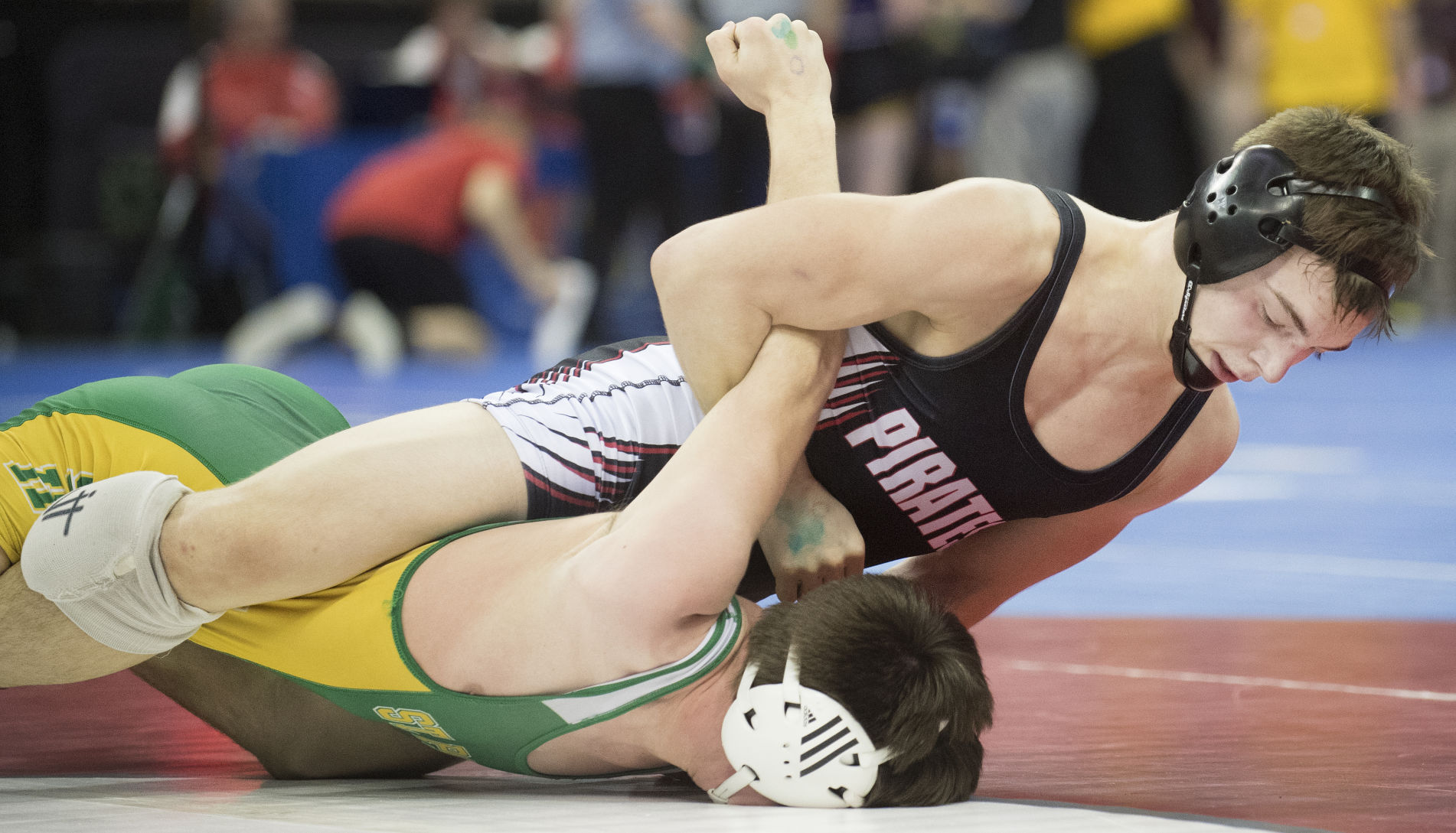 Class D quick pins Plainview duo moves into finals image
