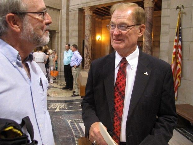 Sen. Tom Carlson