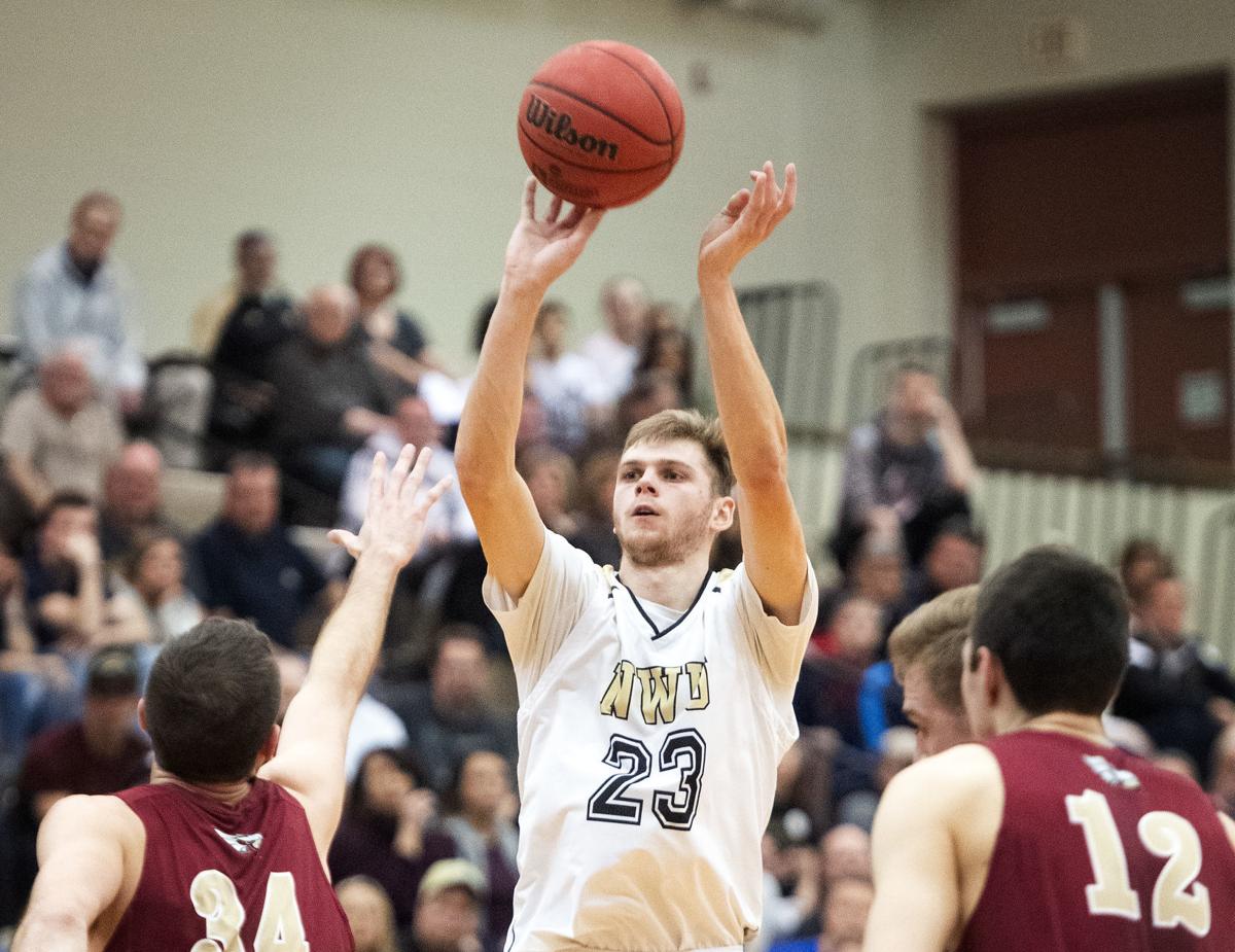 Playing Without Schimonitz Nebraska Wesleyan Rolls To Third