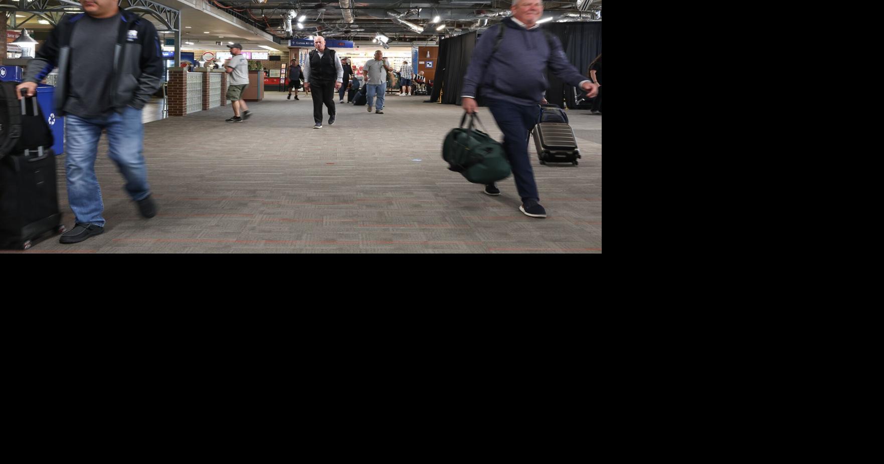 Frontier Airlines adds Phoenix flights from Omaha's Eppley