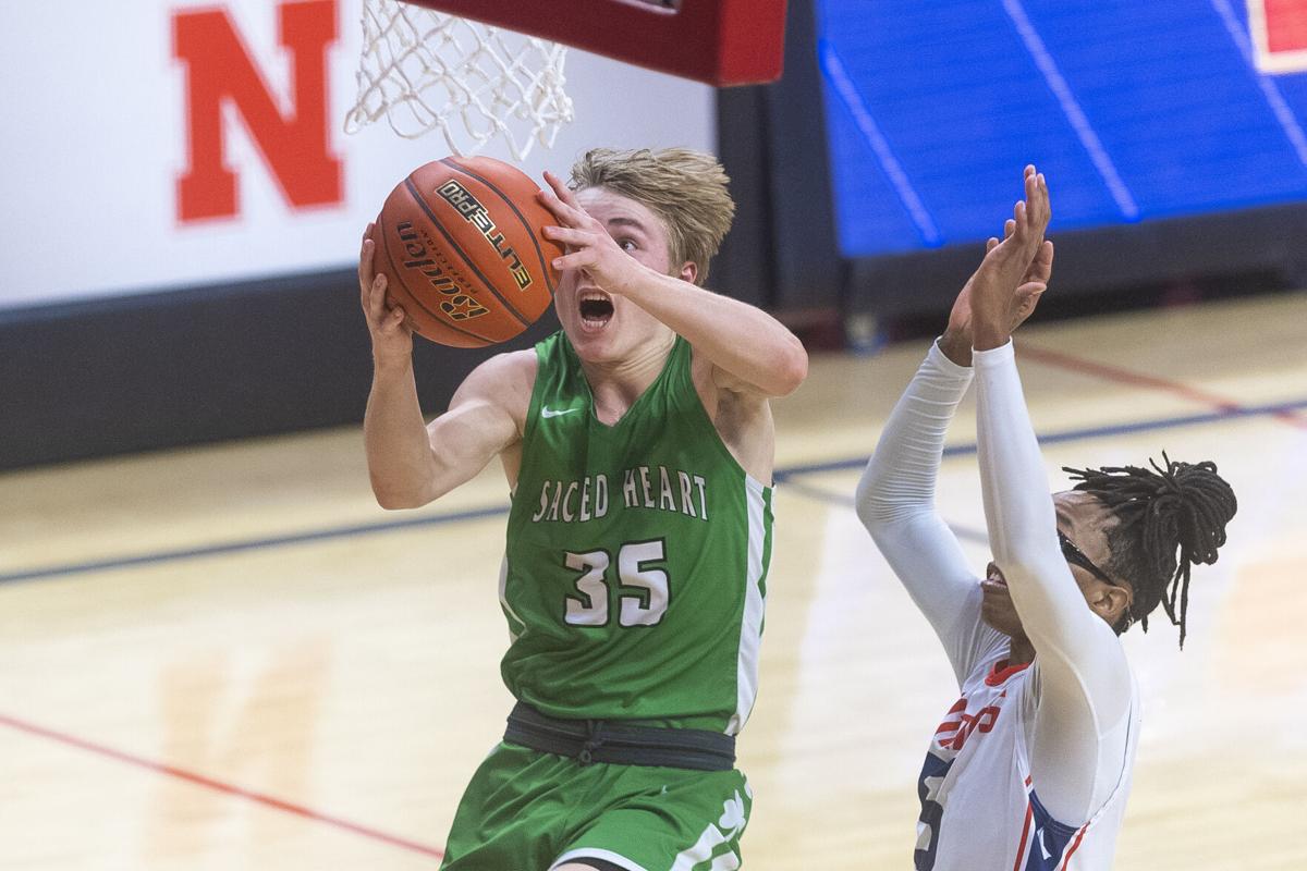 State basketball: Shelton captures late victory over Santee