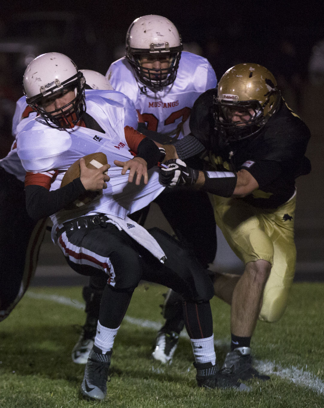 Sutton vs. Aquinas, C-2 football playoffs, 11.6.15