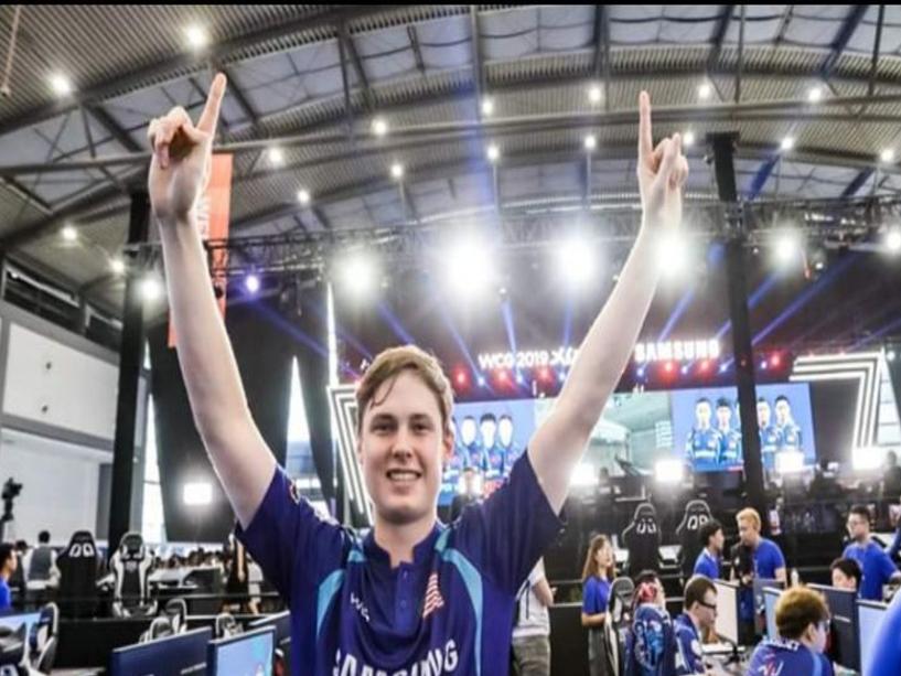 Lincoln Lutheran Esports Gamer Becomes Youngest Clash Royale International Champion Local Journalstar Com