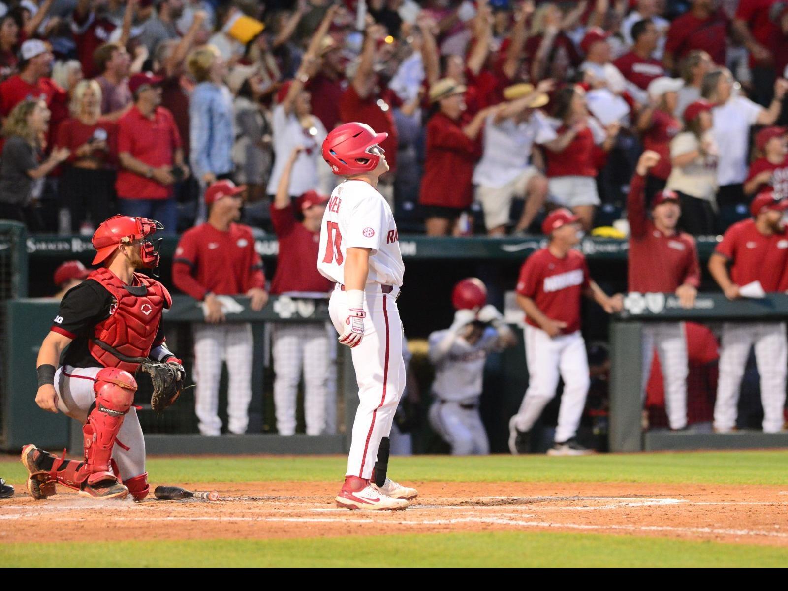 Hogs Go Wild Late To Knock Huskers Out Of Ncaa Tournament Baseball Journalstar Com