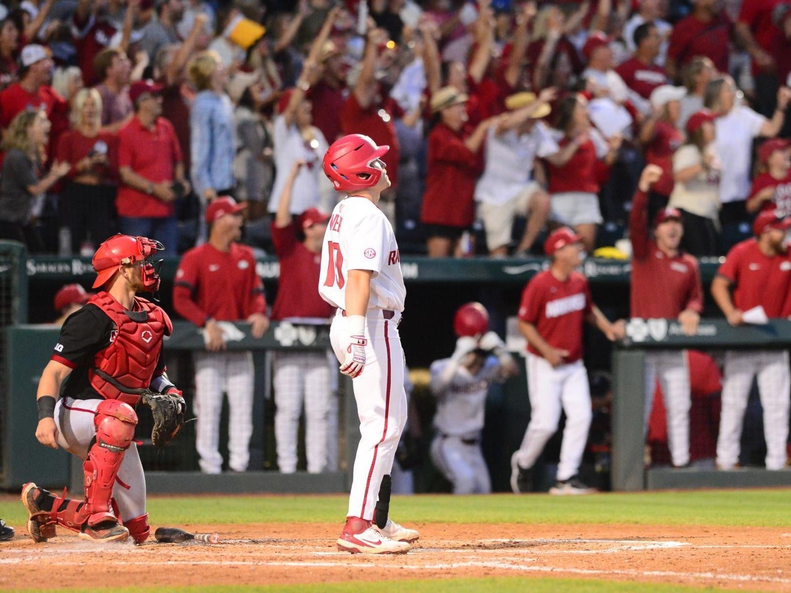 Hogs Go Wild Late To Knock Huskers Out Of Ncaa Tournament Baseball Journalstar Com Hogs Go Wild Late To Knock Huskers Out Of Ncaa Tournament Baseball Journalstar Com