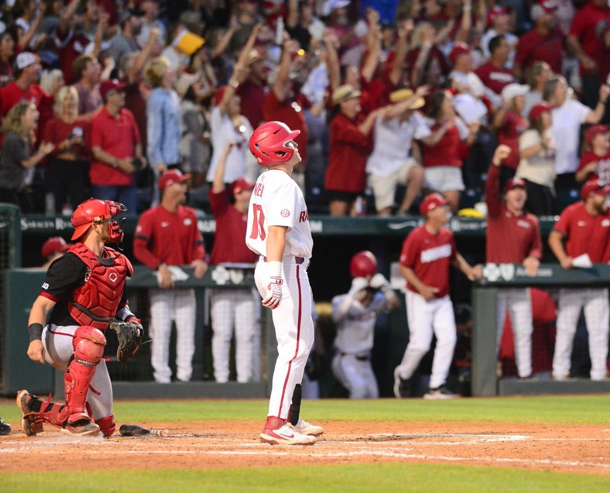 Hogs Go Wild Late To Knock Huskers Out Of Ncaa Tournament Baseball Journalstar Com Hogs Go Wild Late To Knock Huskers Out Of Ncaa Tournament Baseball Journalstar Com