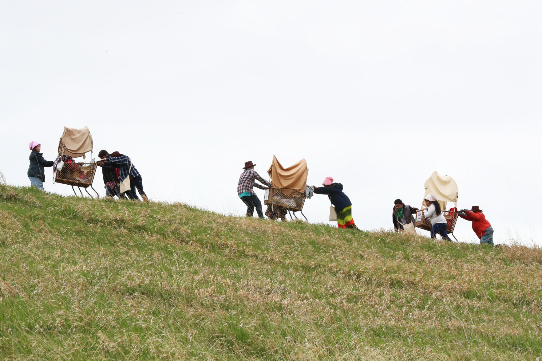 Grand Island fourth graders duplicate path of Oregon Trail