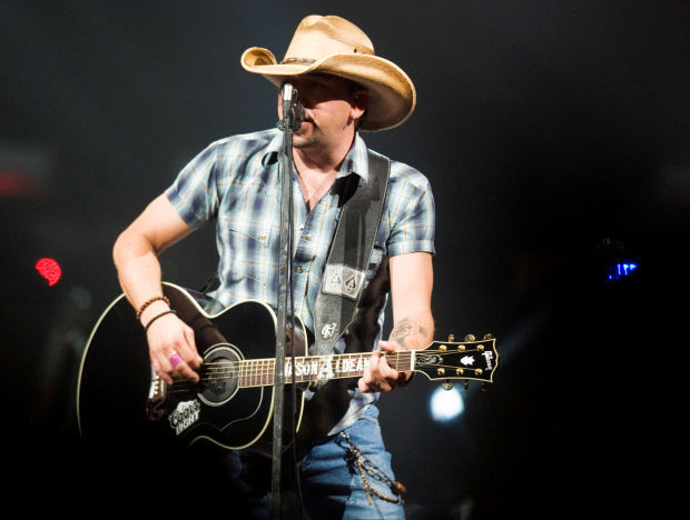 Jason Aldean rocks sold-out Pinnacle Bank Arena