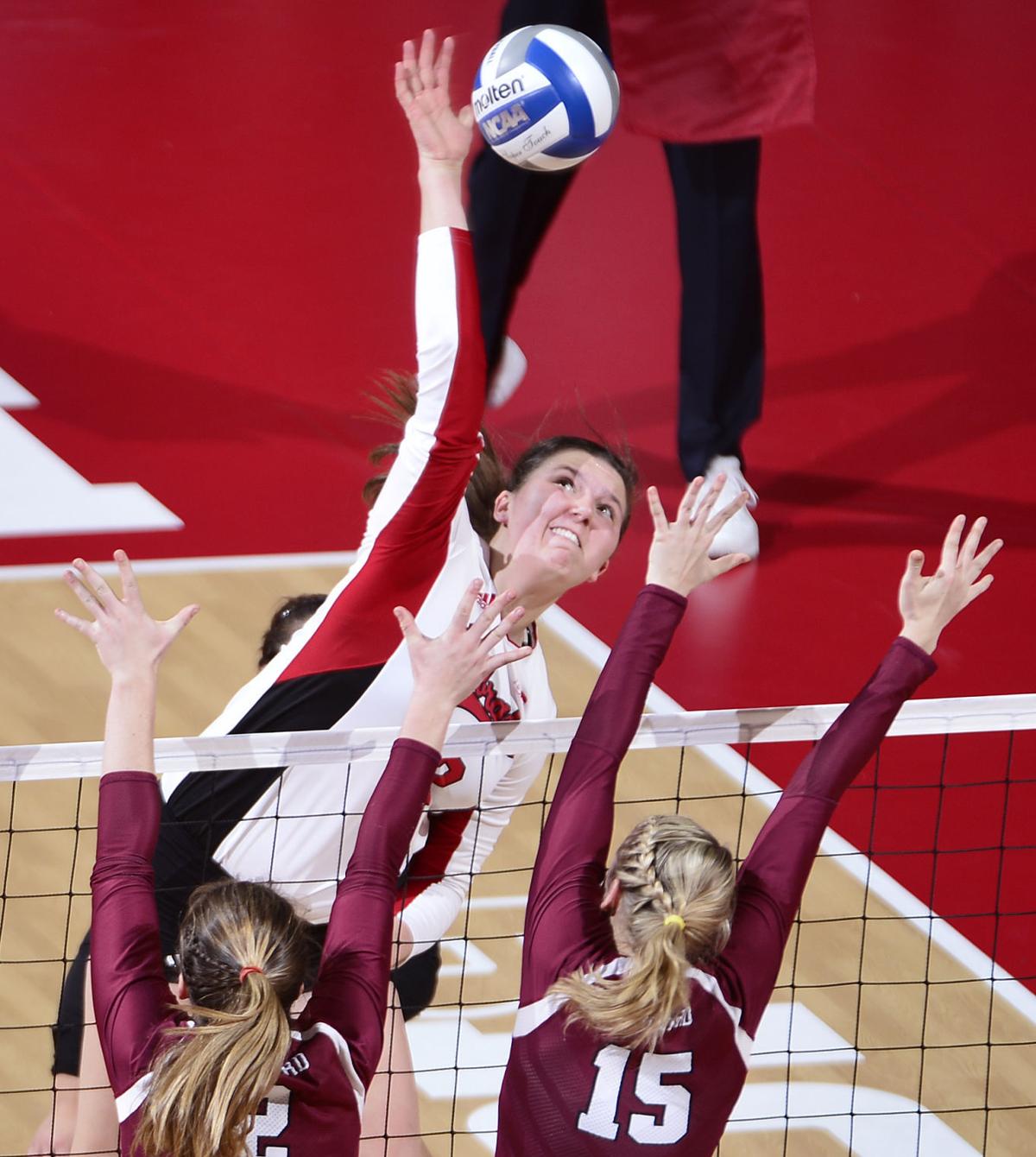 Photos NCAA volleyball, Harvard vs. Nebraska Volleyball Galleries