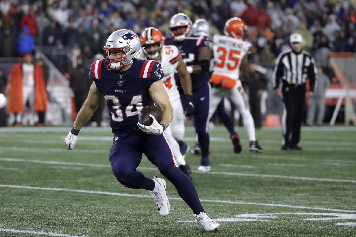Browns Patriots Football