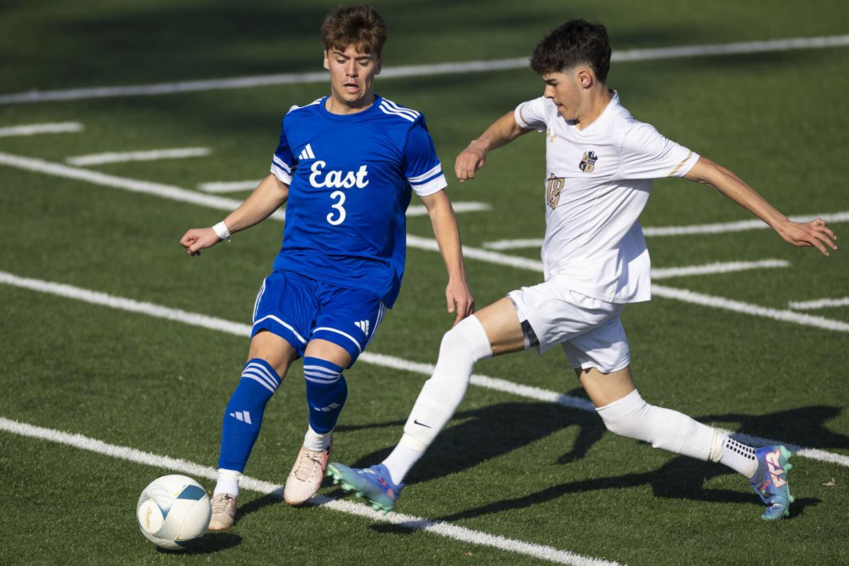 Lincoln Southeast vs. Lincoln East BOY SOC, 3.27