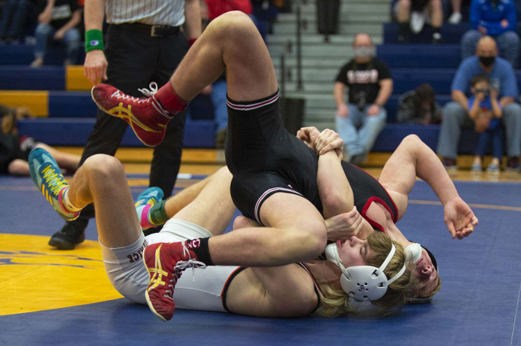 Drew Arnold becomes Beatrice wrestling s all time wins leader as