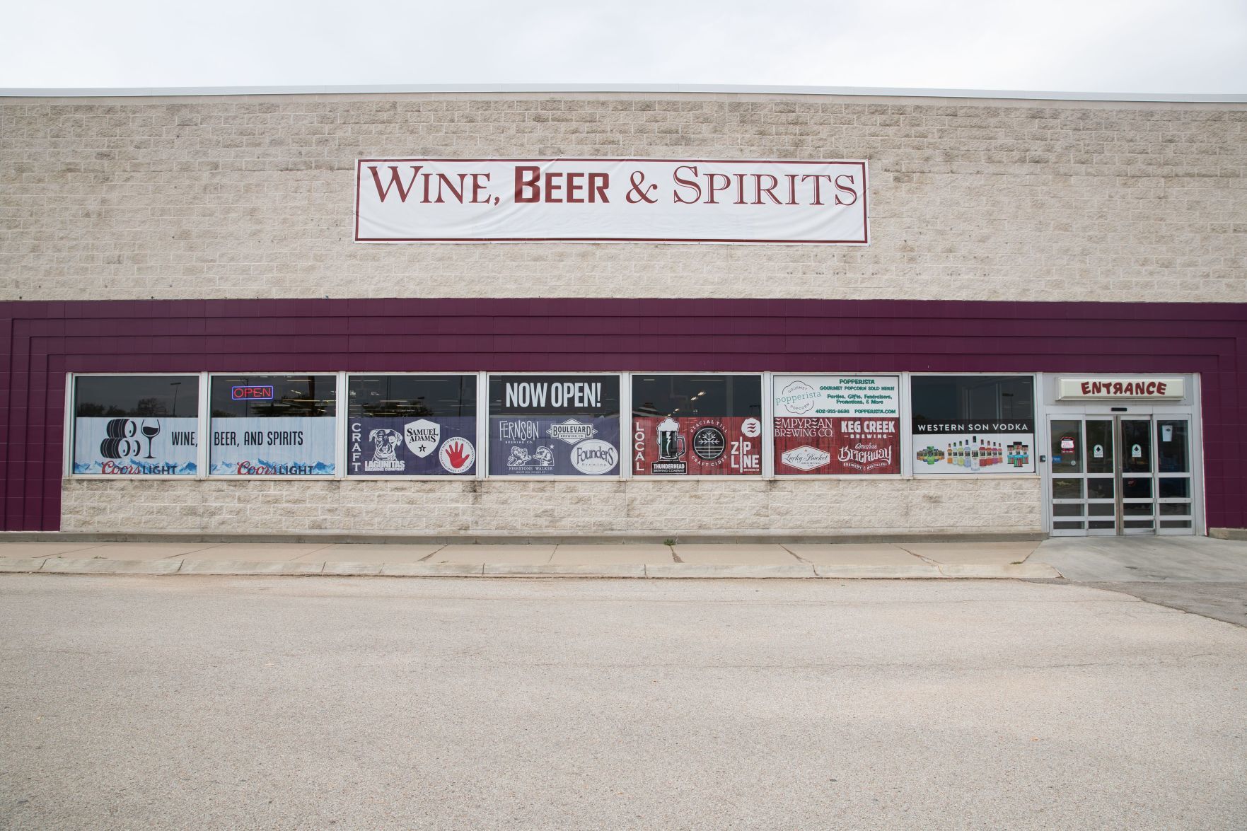 Omaha Toys R Us building resurrects as Wine Beer and Spirits store