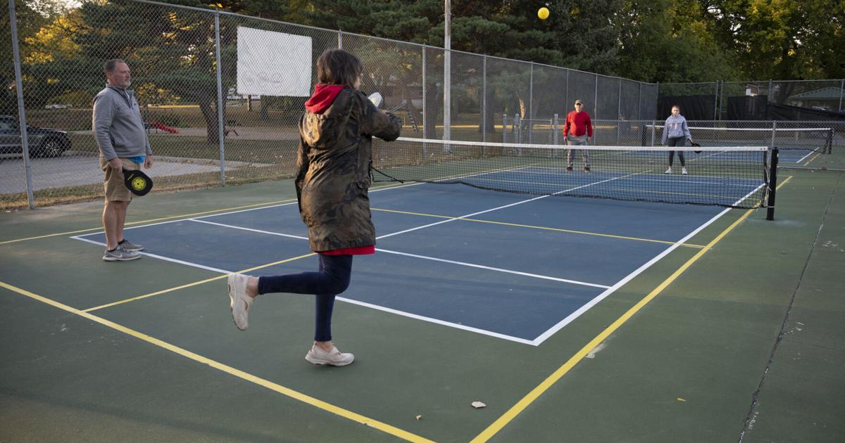 Plan proposes multiple pickleball, tennis courts in Lincoln as demand grows plan-proposes-multiple-pickleball-tennis-courts-in-lincoln-as-demand-grows