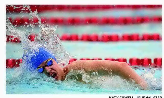 East pushing Prep in team race
