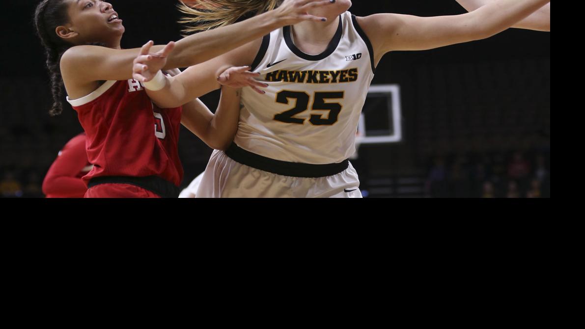 Nebraska Fizzles In Second Half In Iowa City Drops Third Straight