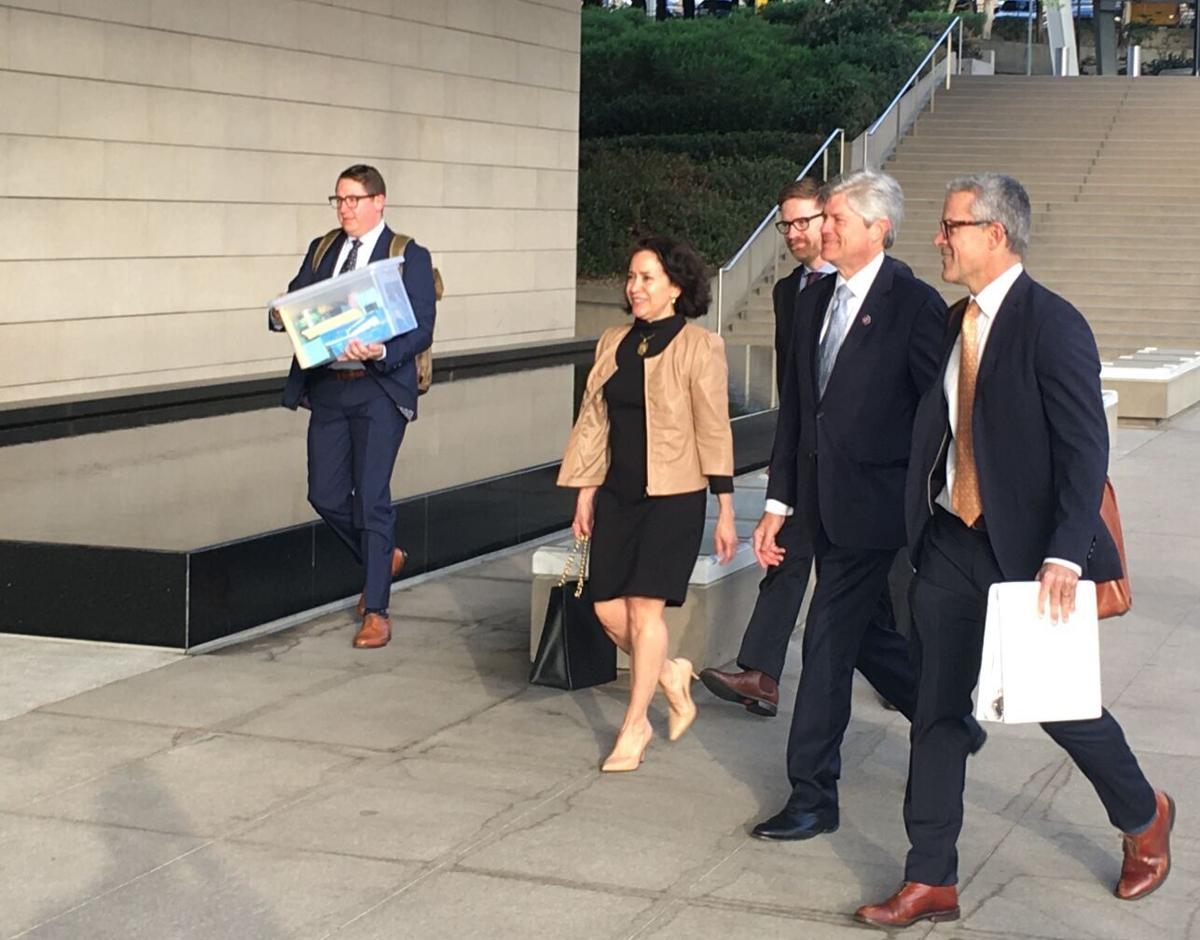 Fortenberry arrives at courthouse
