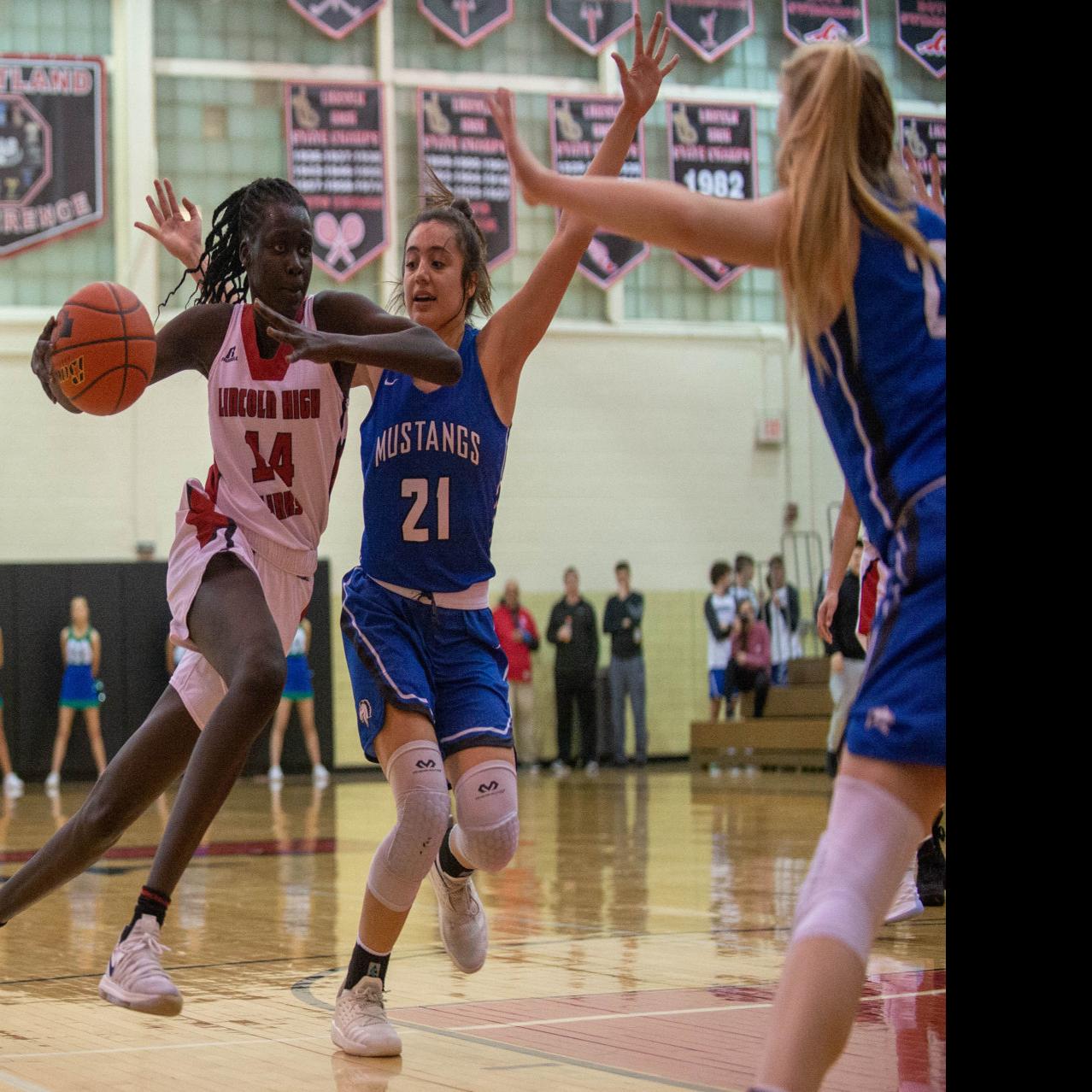 Immediate Connection With Miami Leads Lincoln High S Gony To
