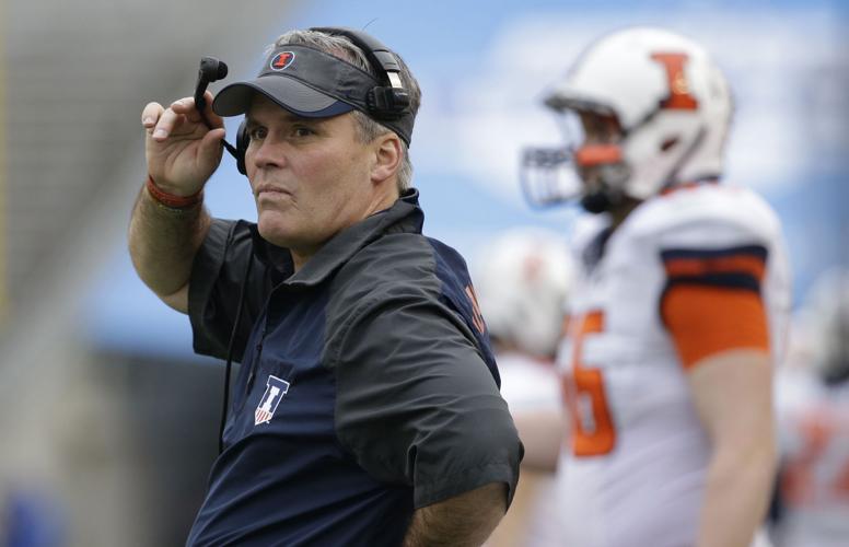 Illinois Injured Player Beckman Football