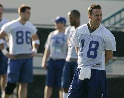 Brian Urlacher Remembers Different Peyton Manning In Super Bowl XLI