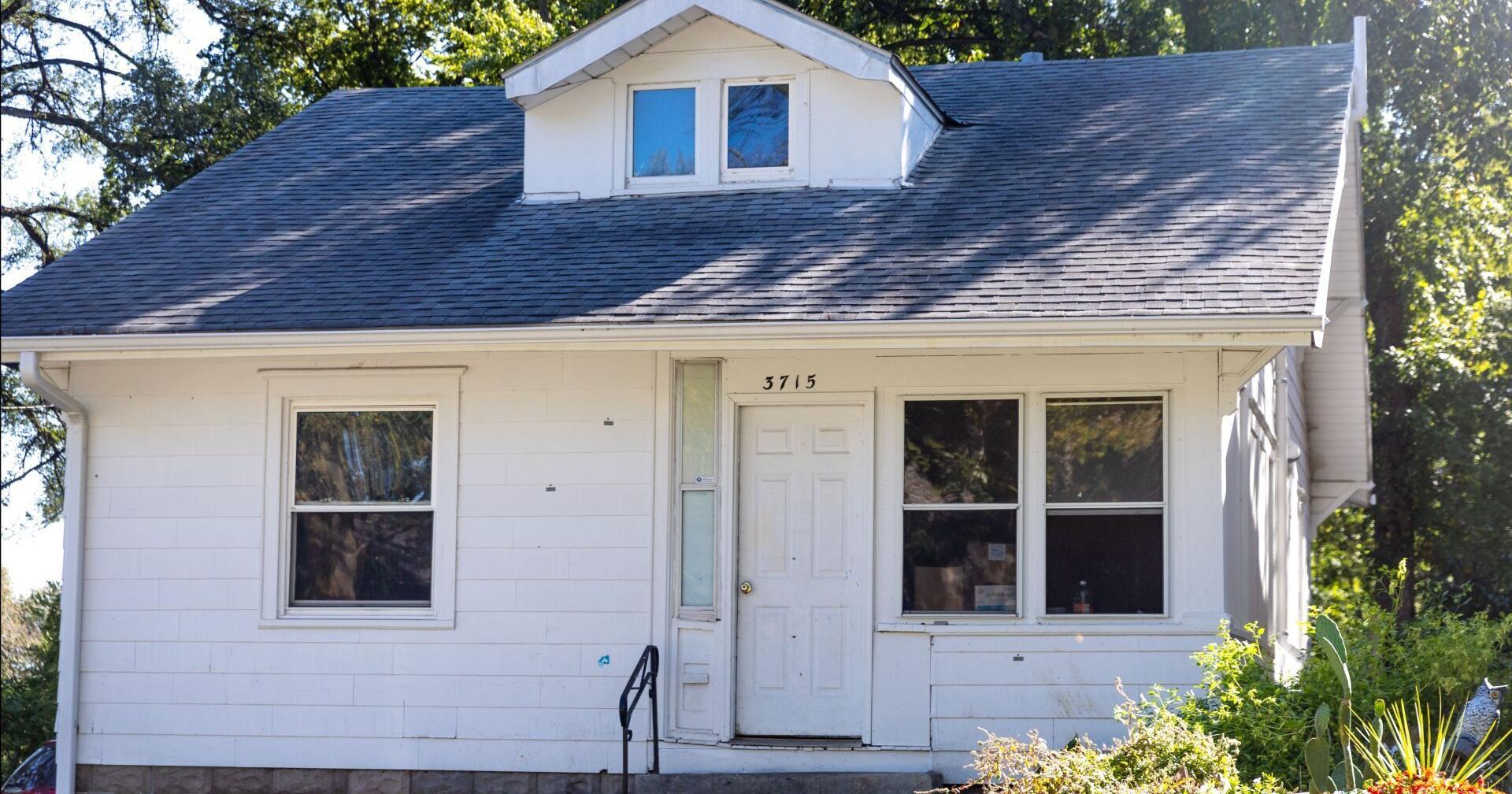 Detective: Omaha mother shot, killed at cousin's memorial - Vimarsana News