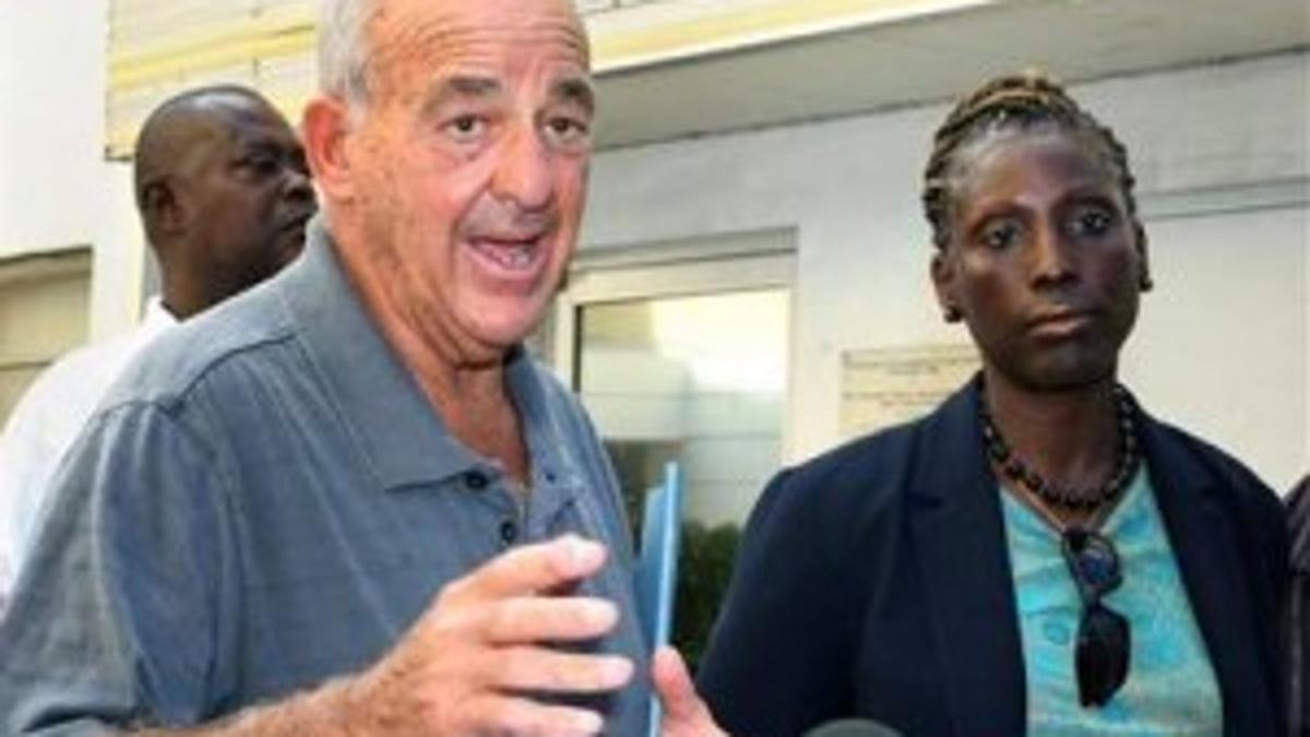 Autopsy Smith S Son Took Antidepressants Entertainment Journalstar Com