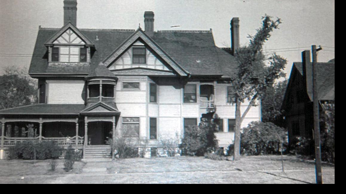Jim McKee Revisiting the historic Hurlburt/Yates house The (402)411