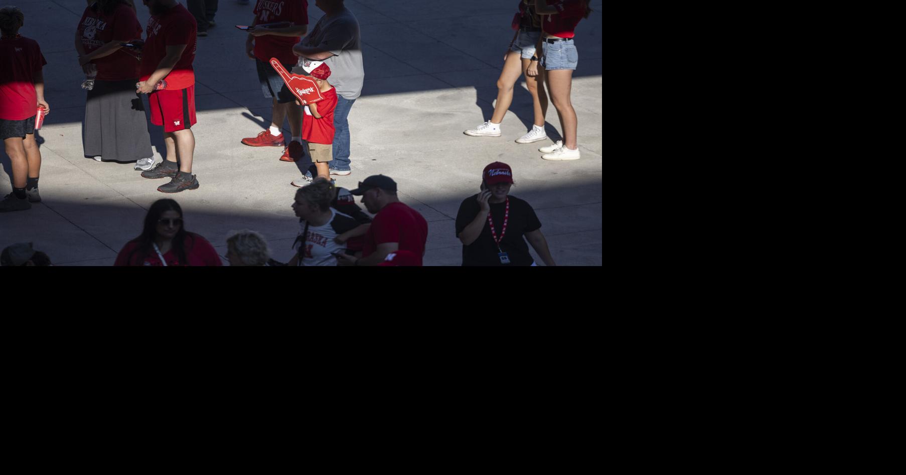 Nebraska tweaks Memorial Stadium water bottle rule because of heat; advisory extended