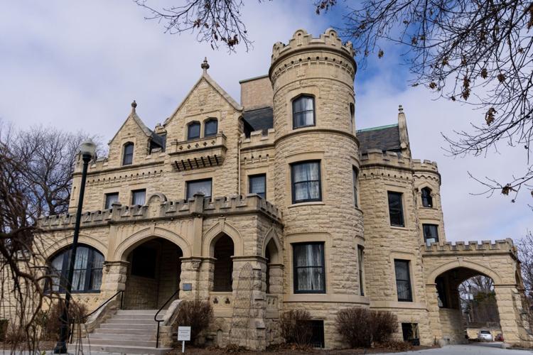 022724-owh-new-cathedralartsdistrict-ar05.JPG, joslyn castle