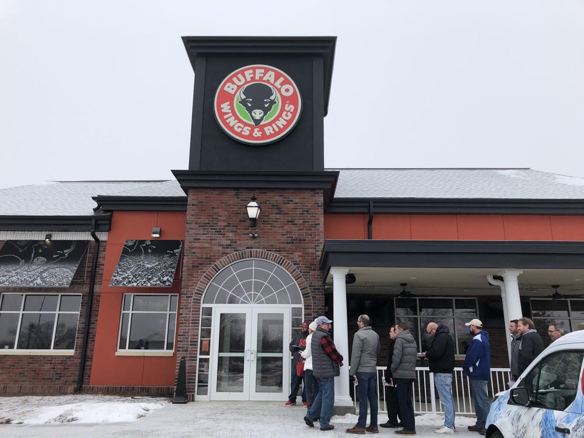 Buffalo Wings & Rings